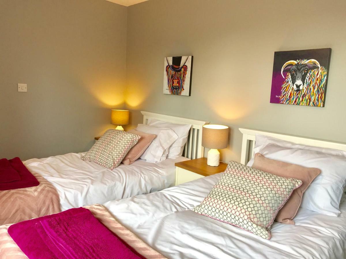 Hunters Lodge Exeter, Free Parking, Country Views, Great Wi-Fi, Large Garden Poltimore Extérieur photo