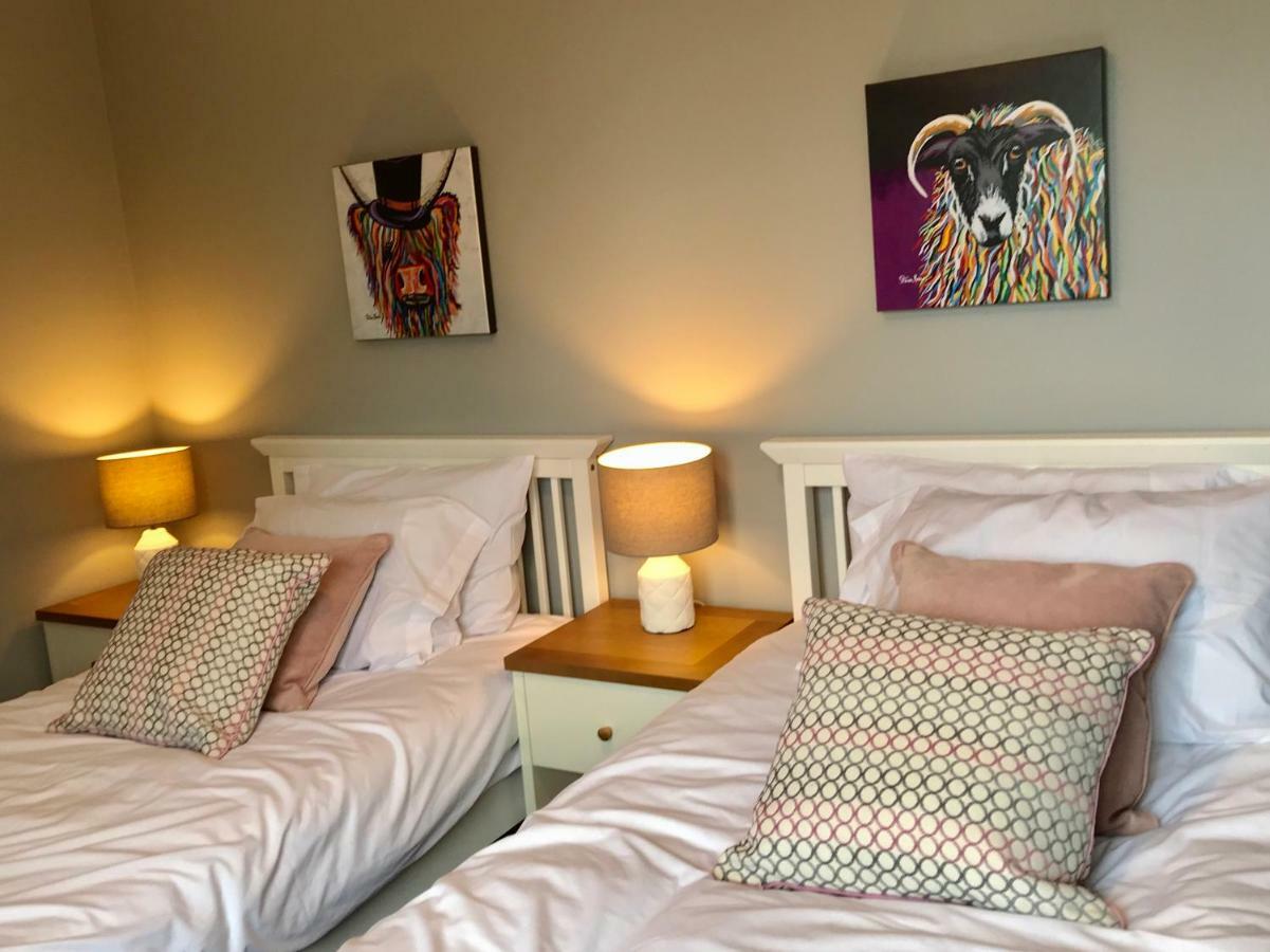 Hunters Lodge Exeter, Free Parking, Country Views, Great Wi-Fi, Large Garden Poltimore Extérieur photo