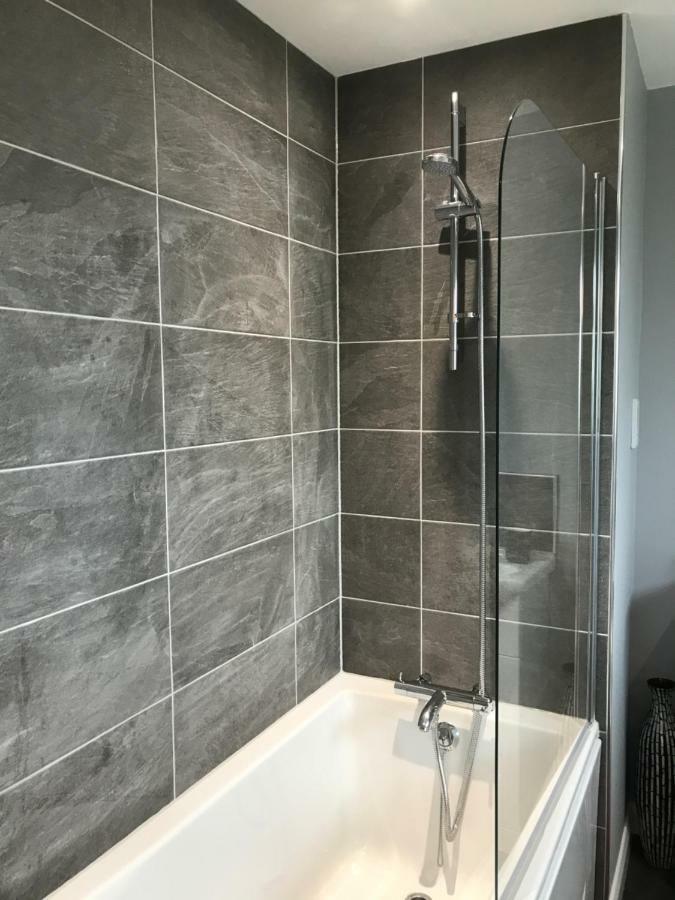 Hunters Lodge Exeter, Free Parking, Country Views, Great Wi-Fi, Large Garden Poltimore Extérieur photo