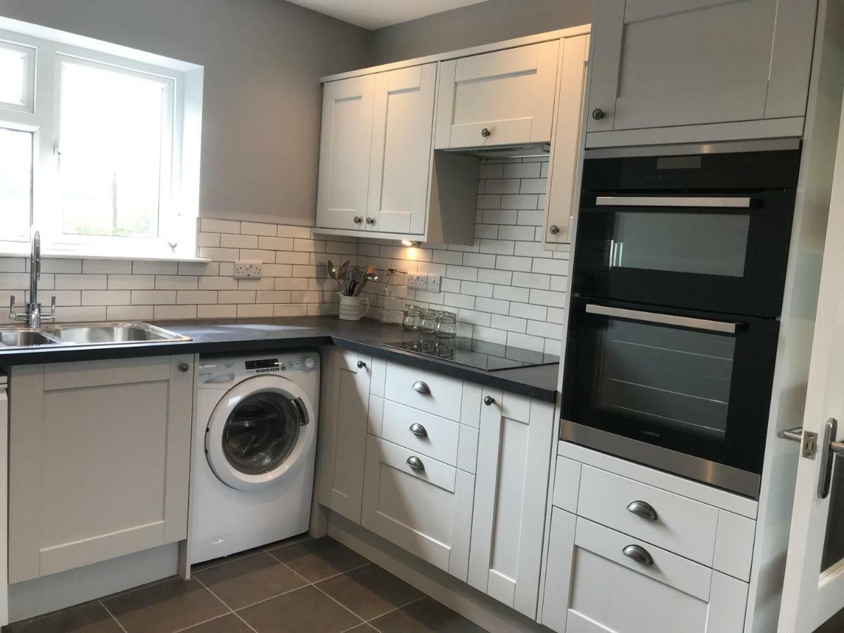 Hunters Lodge Exeter, Free Parking, Country Views, Great Wi-Fi, Large Garden Poltimore Extérieur photo
