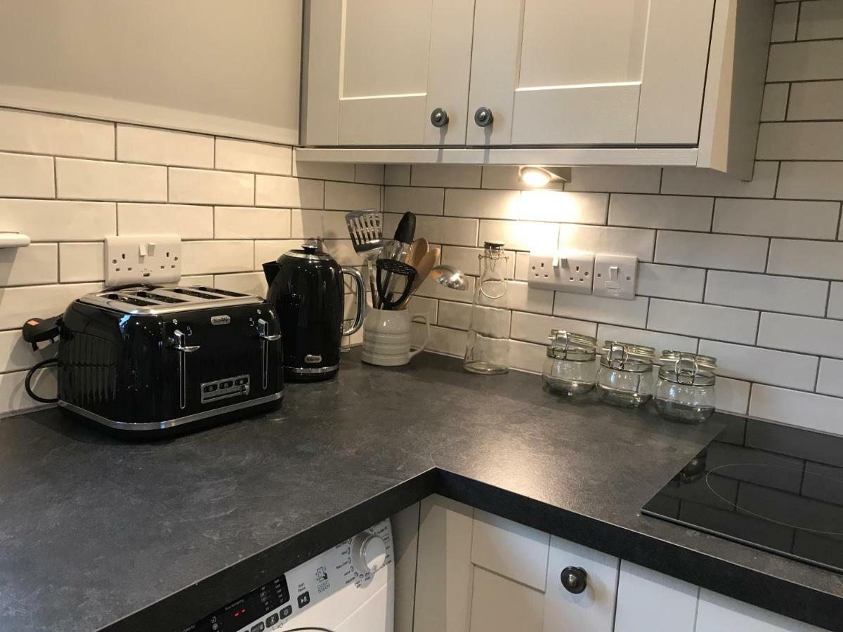 Hunters Lodge Exeter, Free Parking, Country Views, Great Wi-Fi, Large Garden Poltimore Extérieur photo