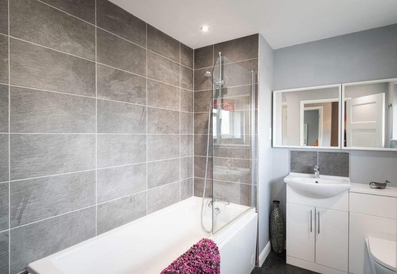 Hunters Lodge Exeter, Free Parking, Country Views, Great Wi-Fi, Large Garden Poltimore Extérieur photo