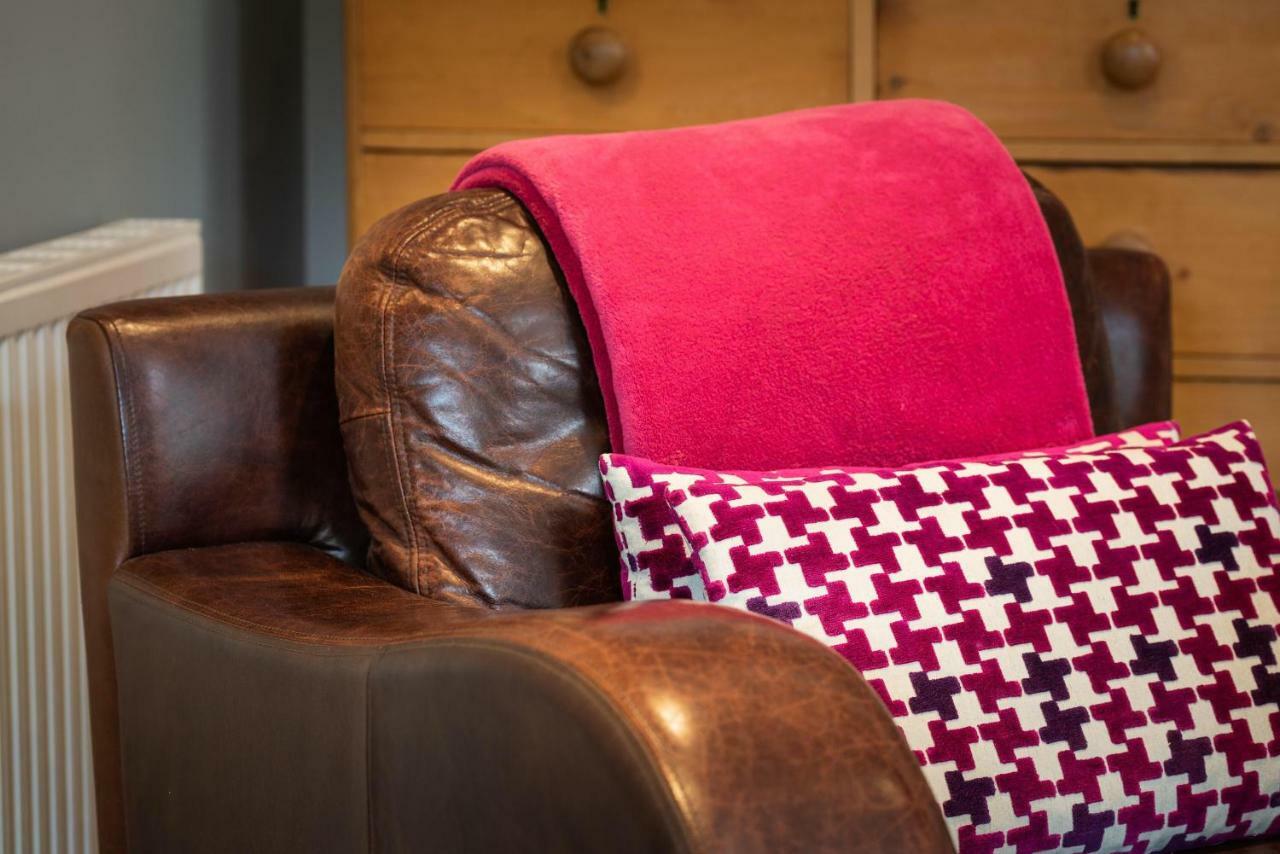 Hunters Lodge Exeter, Free Parking, Country Views, Great Wi-Fi, Large Garden Poltimore Extérieur photo